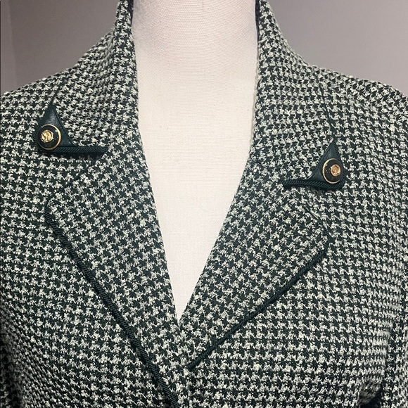 VINTAGE St. John Collection by Marie Gray Winter Green Houndstooth Jacket - Picture 6 of 10